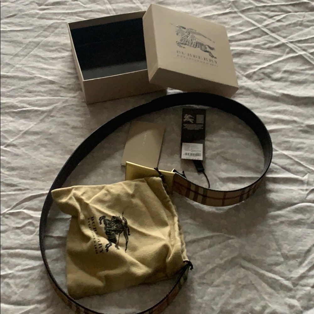 Burberry belt